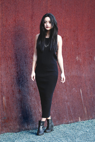 Черное платье-миди от Roksanda