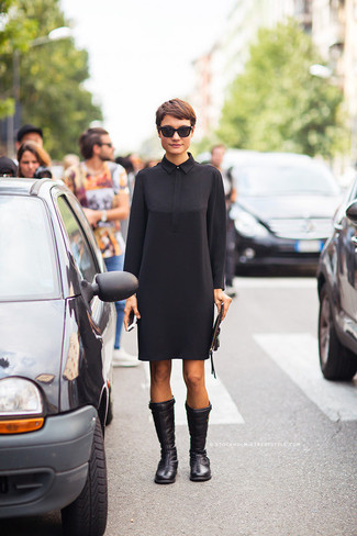 Черное платье прямого кроя от Givenchy
