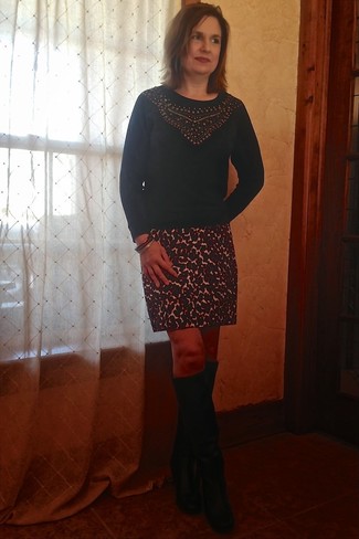 Женский черный свитер с круглым вырезом с украшением от Saint Laurent