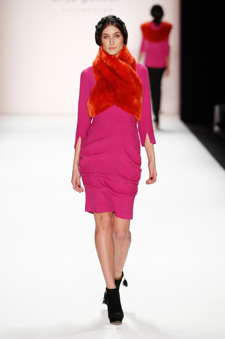 Ярко-розовое платье-футляр от Asos