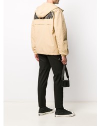 Мужская бежевая ветровка от Moschino