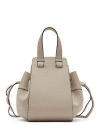 Бежевая кожаная большая сумка от Loewe