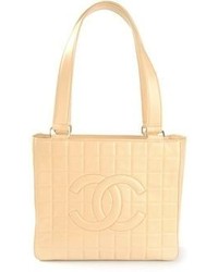 Бежевая кожаная стеганая большая сумка от Chanel
