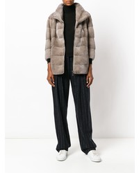 Бежевая короткая шуба от Cara Mila