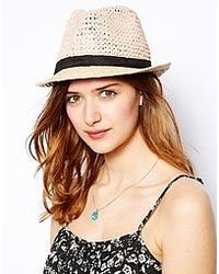Женская бежевая соломенная шляпа от French Connection