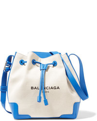Бежевая сумка-мешок из плотной ткани от Balenciaga
