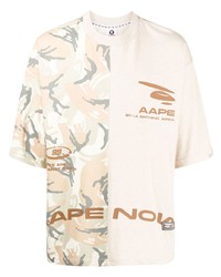 Мужская бежевая футболка с круглым вырезом с камуфляжным принтом от AAPE BY A BATHING APE