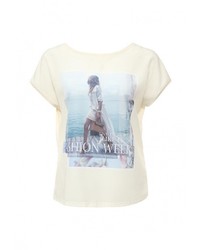 Женская бежевая футболка с круглым вырезом от Love Republic