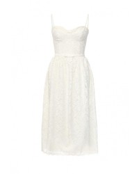 Бежевое вечернее платье от Befree