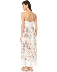 Бежевое кружевное платье от Zimmermann