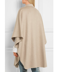 Женское бежевое пальто от Max Mara