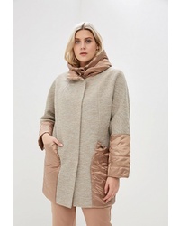 Женское бежевое пальто от Beatris