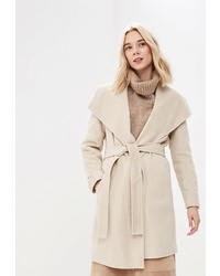 Женское бежевое пальто от Wallis