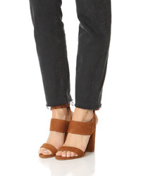 Женские бежевые босоножки из нубука от Schutz