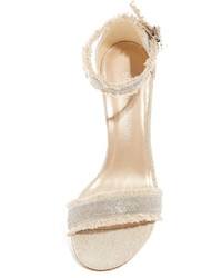 Женские бежевые босоножки из плотной ткани от Stuart Weitzman