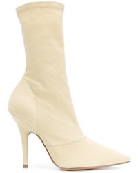 Бежевые ботильоны на резинке от Yeezy