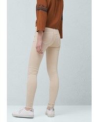 Бежевые джинсы скинни от Mango