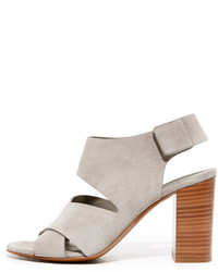 Женские бежевые замшевые босоножки от Vince