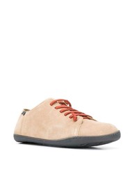 Мужские бежевые замшевые низкие кеды от Camper