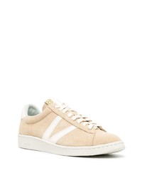 Мужские бежевые замшевые низкие кеды от VISVIM