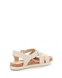 Бежевые замшевые сандалии на плоской подошве от Bata