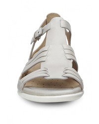 Бежевые замшевые сандалии на плоской подошве от Ecco