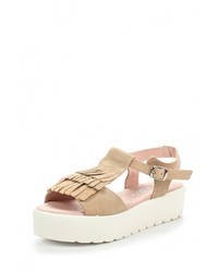 Бежевые замшевые сандалии на плоской подошве от Oxigeno