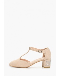 Бежевые замшевые туфли от T.Taccardi