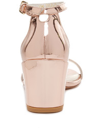 Женские бежевые кожаные босоножки от Stuart Weitzman