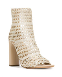 Бежевые кожаные ботильоны от Casadei