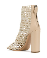 Бежевые кожаные ботильоны от Casadei