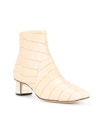 Бежевые кожаные ботильоны от Nanushka