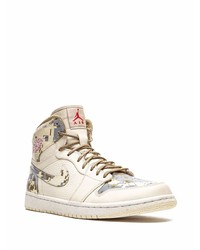 Мужские бежевые кожаные высокие кеды от Jordan