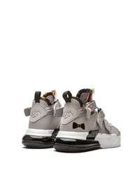 Мужские бежевые кожаные высокие кеды от Nike