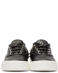 Женские бежевые кожаные низкие кеды от Giuseppe Zanotti