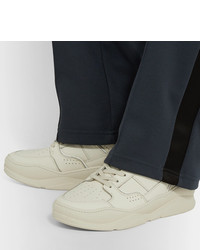 Мужские бежевые кожаные низкие кеды от Ami