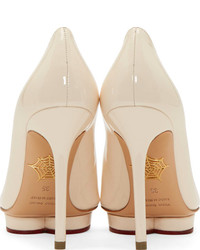 Бежевые кожаные туфли от Charlotte Olympia