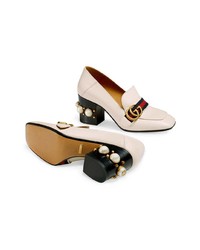 Бежевые кожаные туфли от Gucci