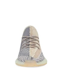 Мужские бежевые кроссовки от adidas YEEZY