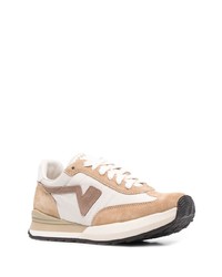 Мужские бежевые кроссовки от VISVIM