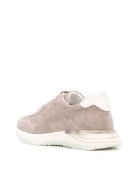 Мужские бежевые кроссовки от Salvatore Ferragamo