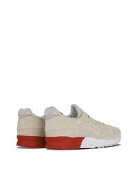 Мужские бежевые кроссовки от Asics