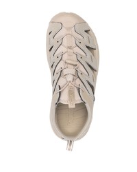 Мужские бежевые кроссовки от Hoka One One