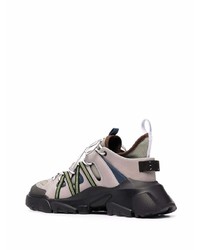 Мужские бежевые кроссовки от McQ