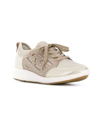 Женские бежевые кроссовки от Geox