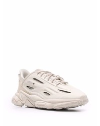 Мужские бежевые кроссовки от adidas