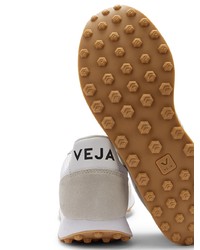 Мужские бежевые кроссовки от Veja