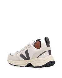 Мужские бежевые кроссовки от Veja