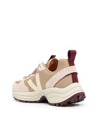 Мужские бежевые кроссовки от Veja