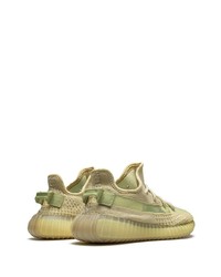 Мужские бежевые кроссовки от adidas YEEZY